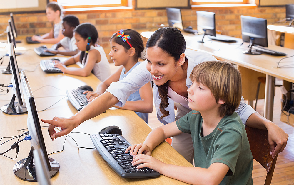 Avances y desafíos en el desarrollo de competencias digitales e IA